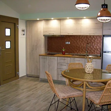 Apartman Sea Breeze 2 *