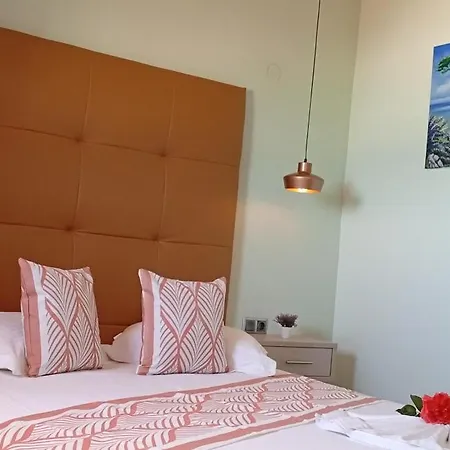 Apartment Sea Breeze 2