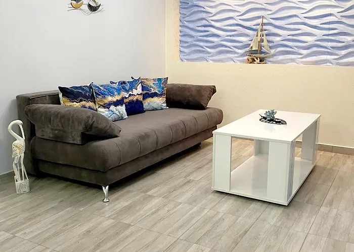 Sea Breeze 2 يميناريا